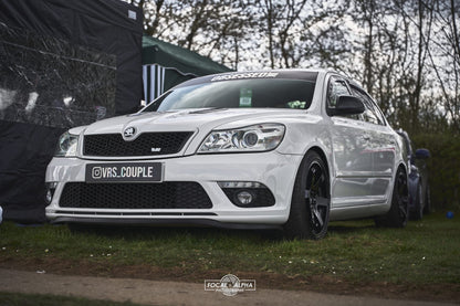 White Skoda with personalised @VRS_COUPLE front show plate
